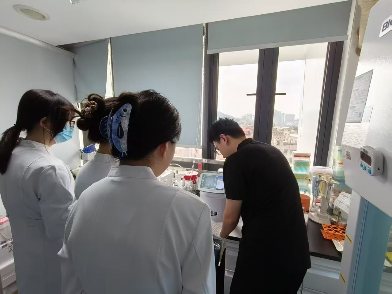 市場服務 | 走進實驗室，傾聽用戶需求
